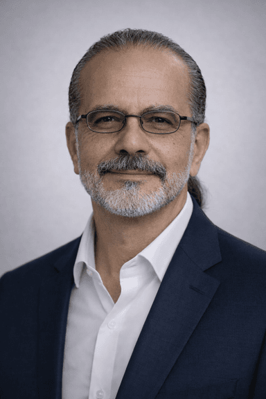 Portrait of Reza Shirazi, B2B solutions and client success specialist at CHERNOMOR